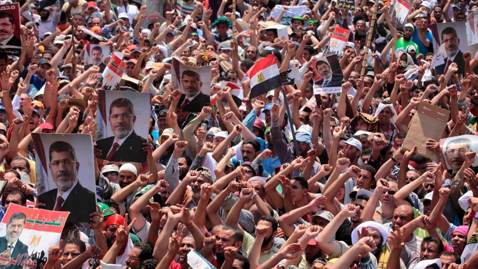 مصر،معزول صدرمرسی کے 529 حامیوں کو سزائے موت سنادی گئی